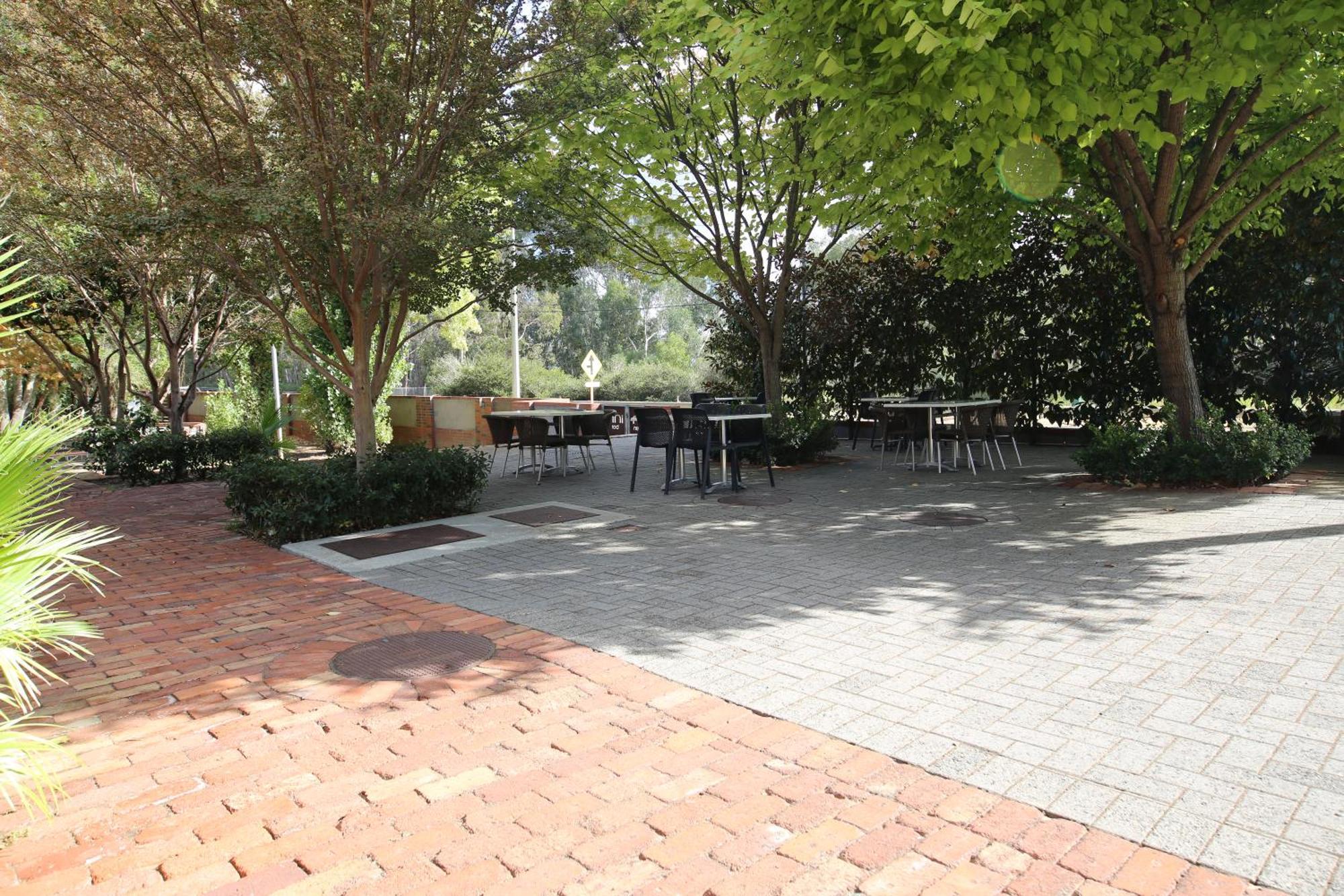 Mahogany Inn And Distillery Mahogany Creek Екстериор снимка